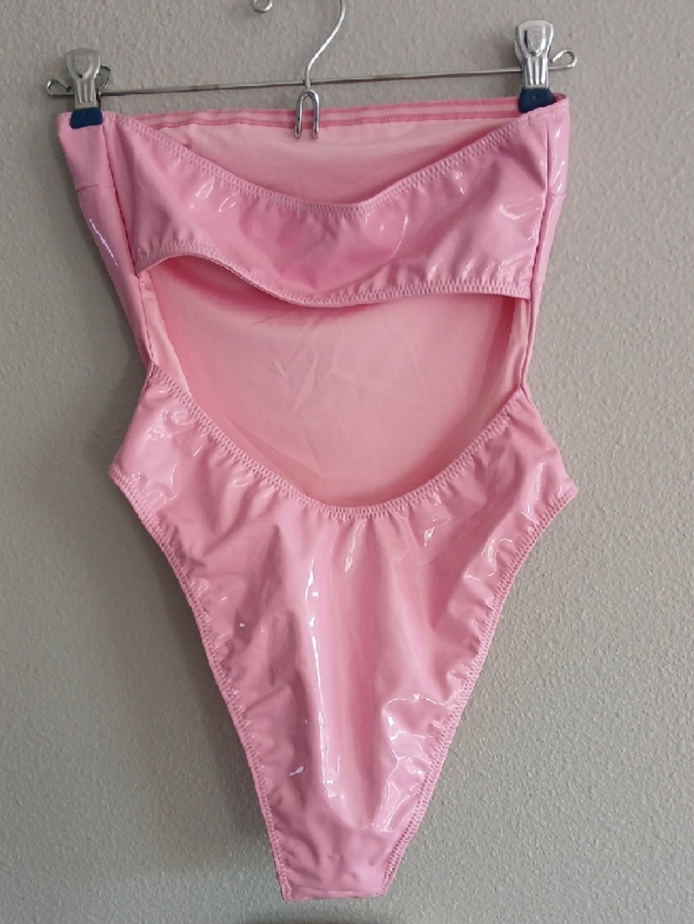 naked wardrobe Pink High Cut One Piece Xs Vinyl Swimsuit Barbie Pink Strapless - Picture 2 of 3